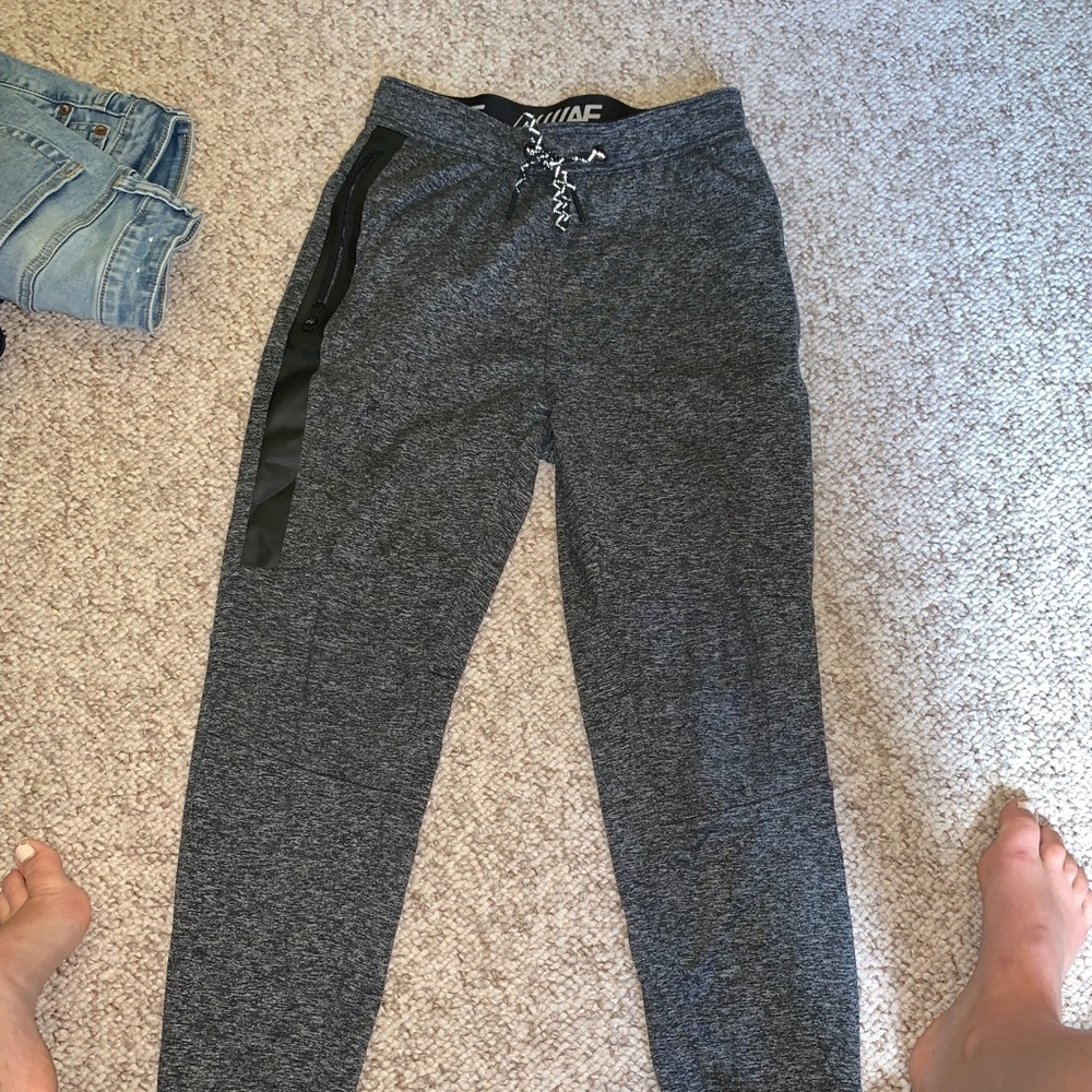 American Eagle Joggers